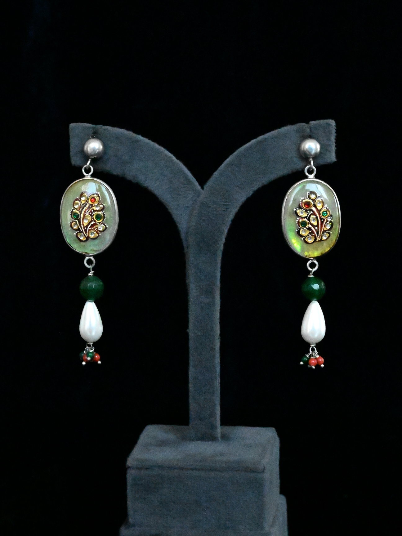 Artistry Handcrafted Dangler Earring