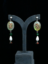 Artistry Handcrafted Dangler Earring