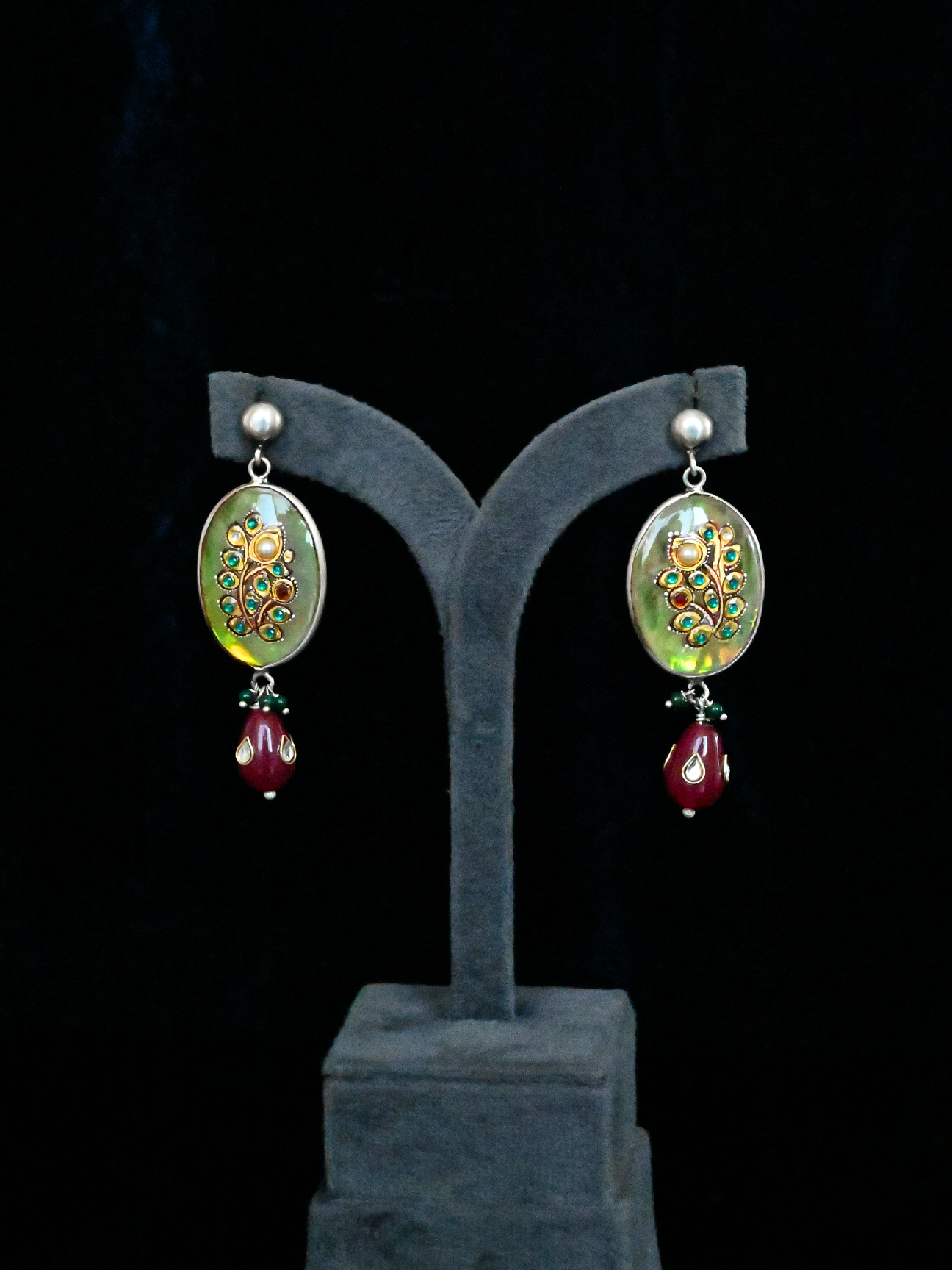 Artistry Handcrafted Dangler Earring