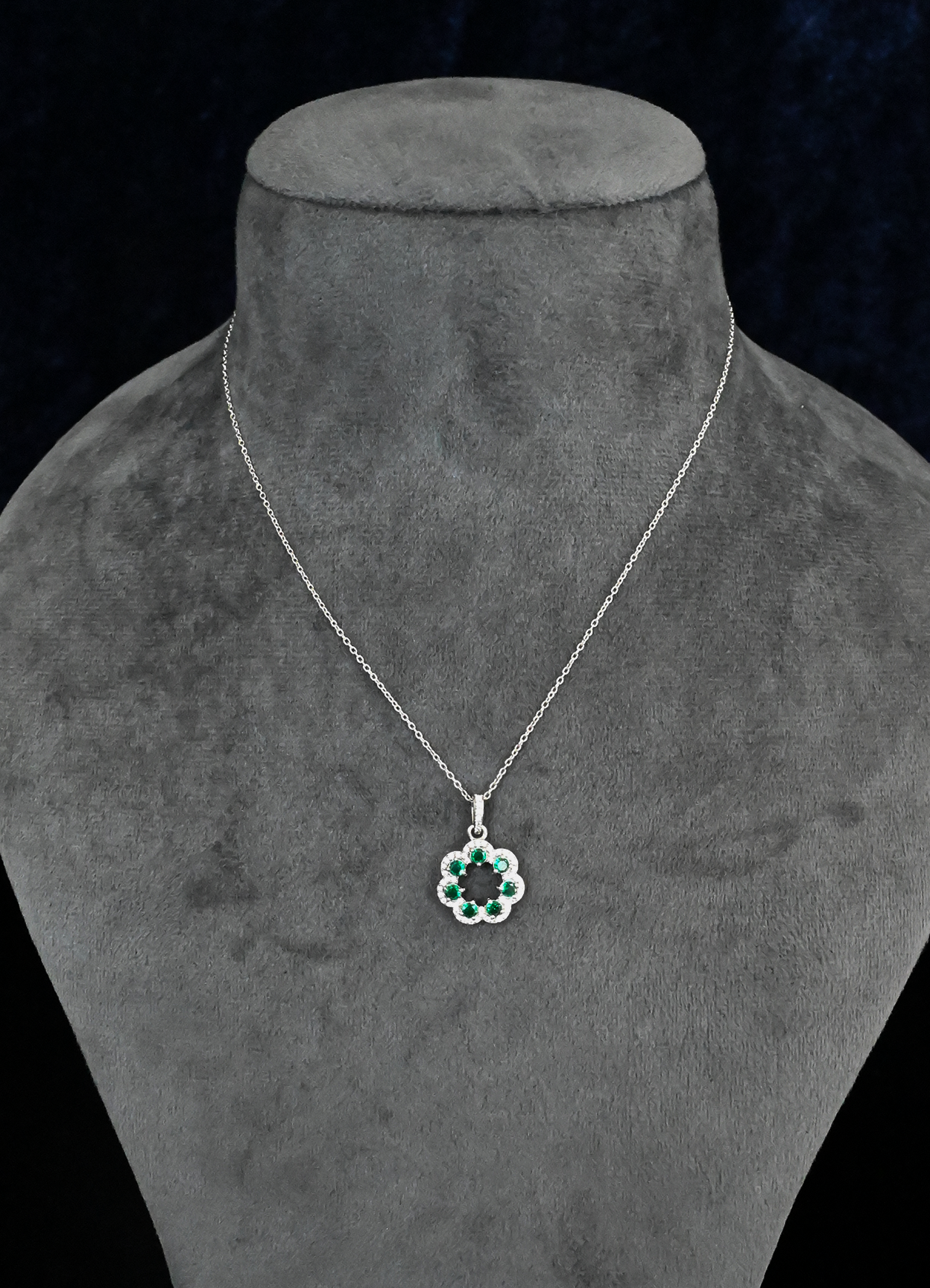 Classy Emerald Sterling Silver Pendant