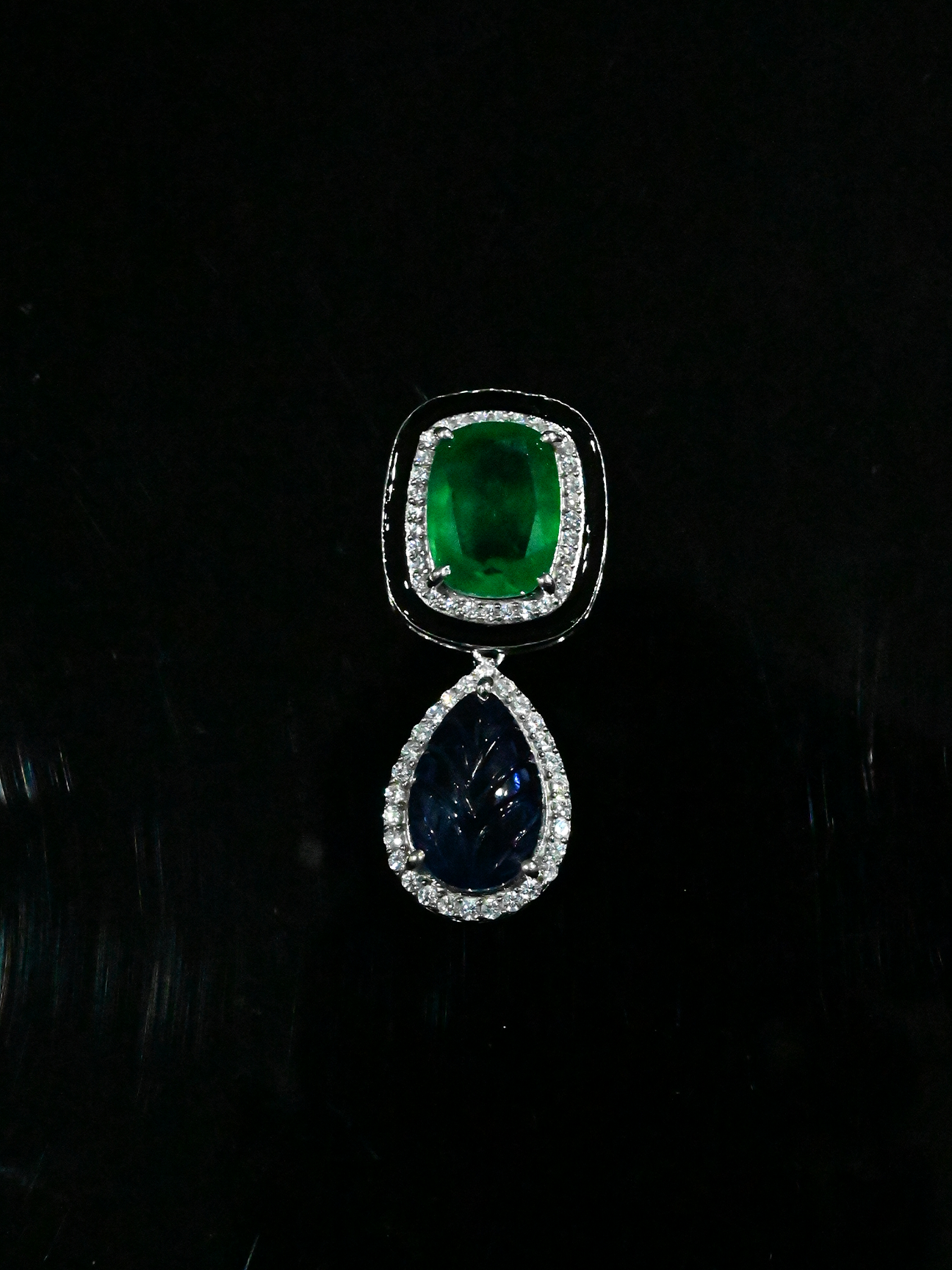 Emerald and Drop Blue Sapphire Carving Black Enamel Sterling Silver Necklace