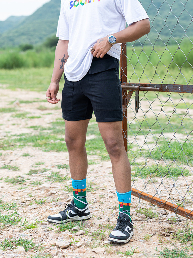 Black Two Pockets Solid Pattern Cotton Shorts - Tistabene