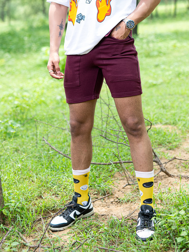 Maroon Two Pockets Solid Pattern Cotton Shorts - Tistabene