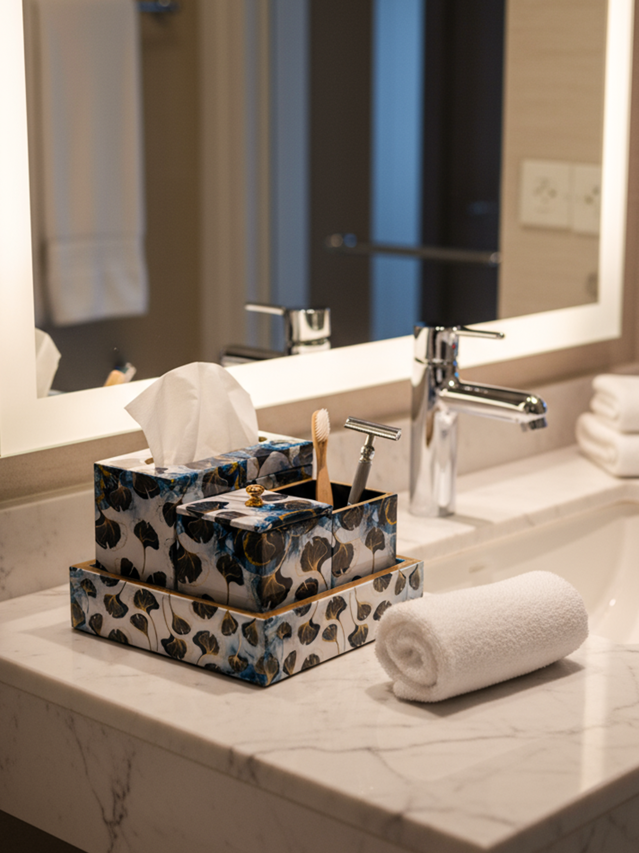 White Ginkgo Leaf Printed Bath Set Of 5