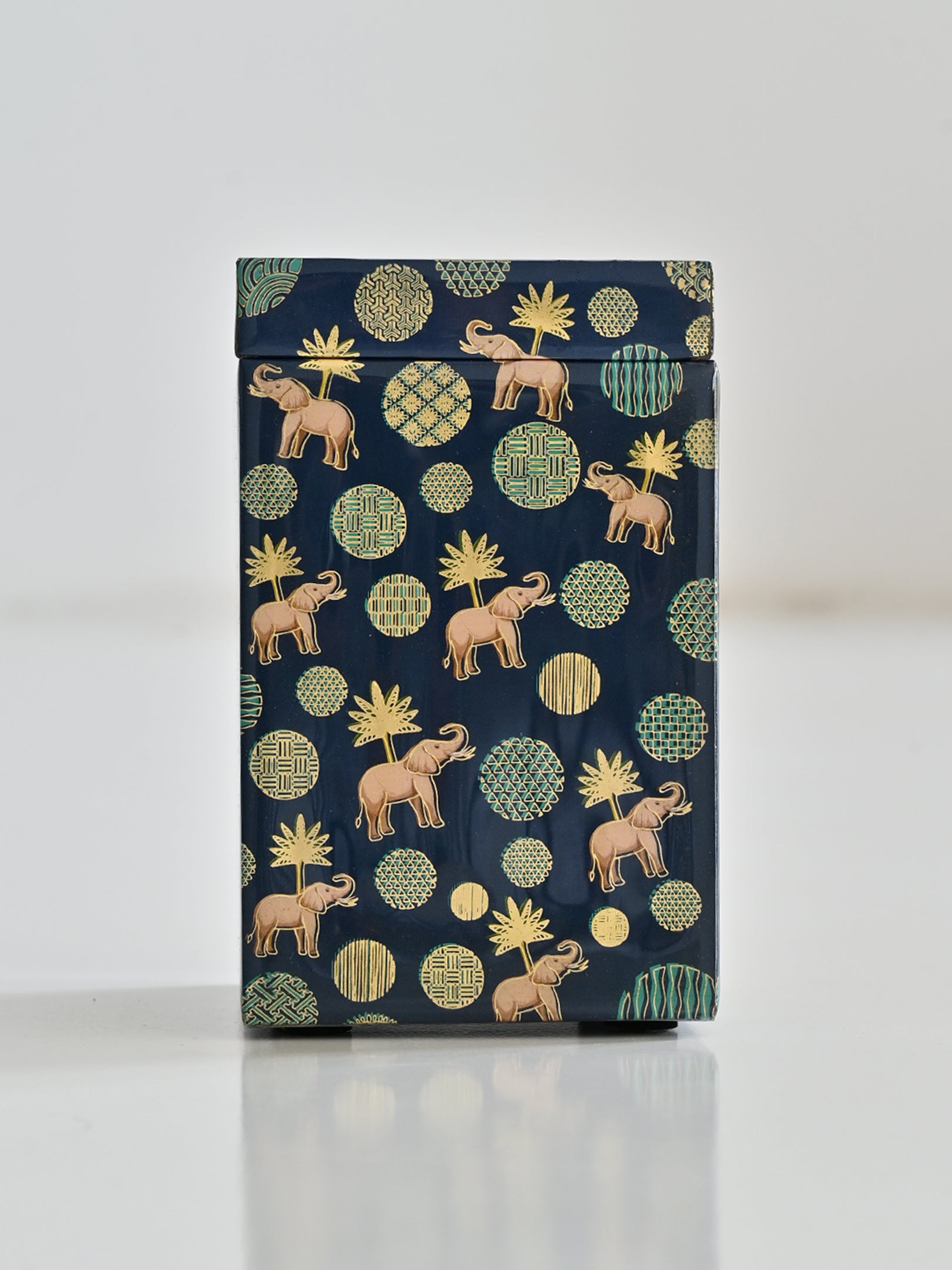 Blue Elephant Printed Tissue Holder 8 Magnet