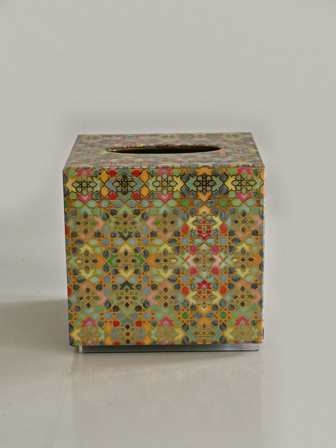 Indus Tissue Holder (Acrylic)