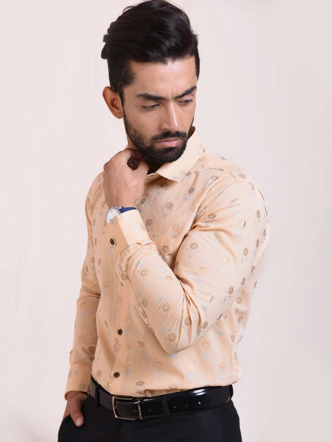 Just Peach Floral Print Slim Fit Men Shirt