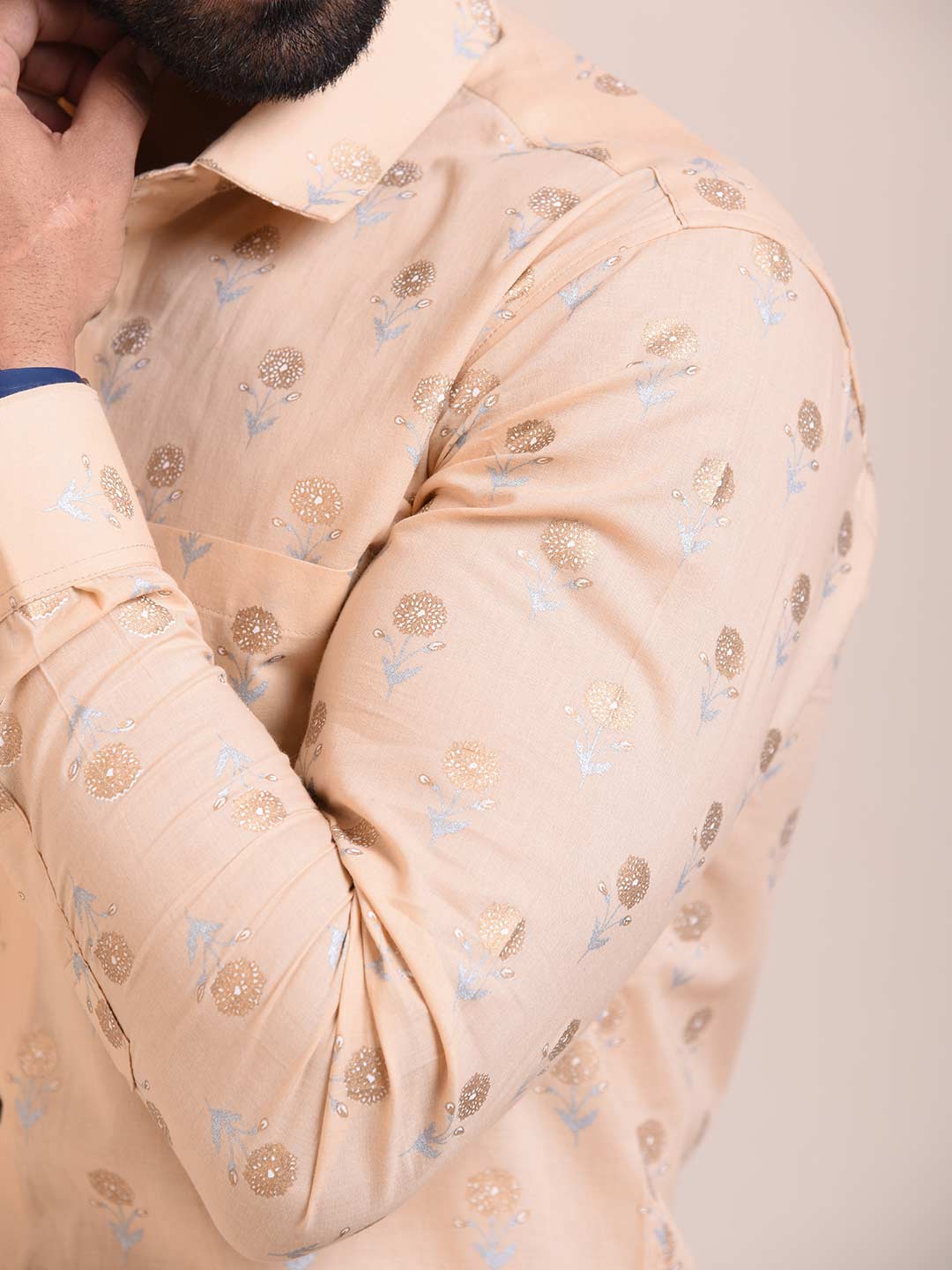 Just Peach Floral Print Slim Fit Men Shirt