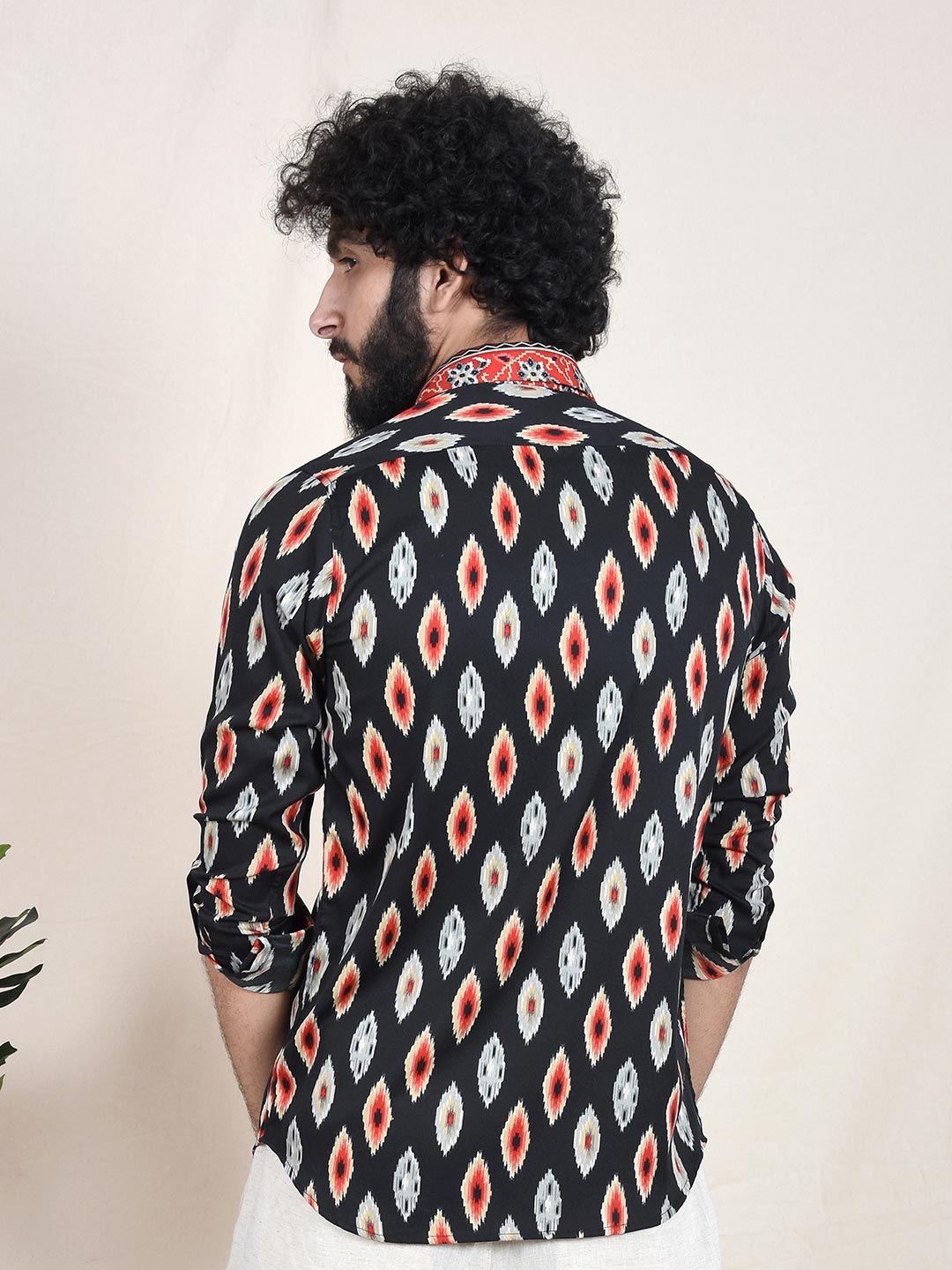 Moroccan Escape Abstract Printed Slim Fit Shirt