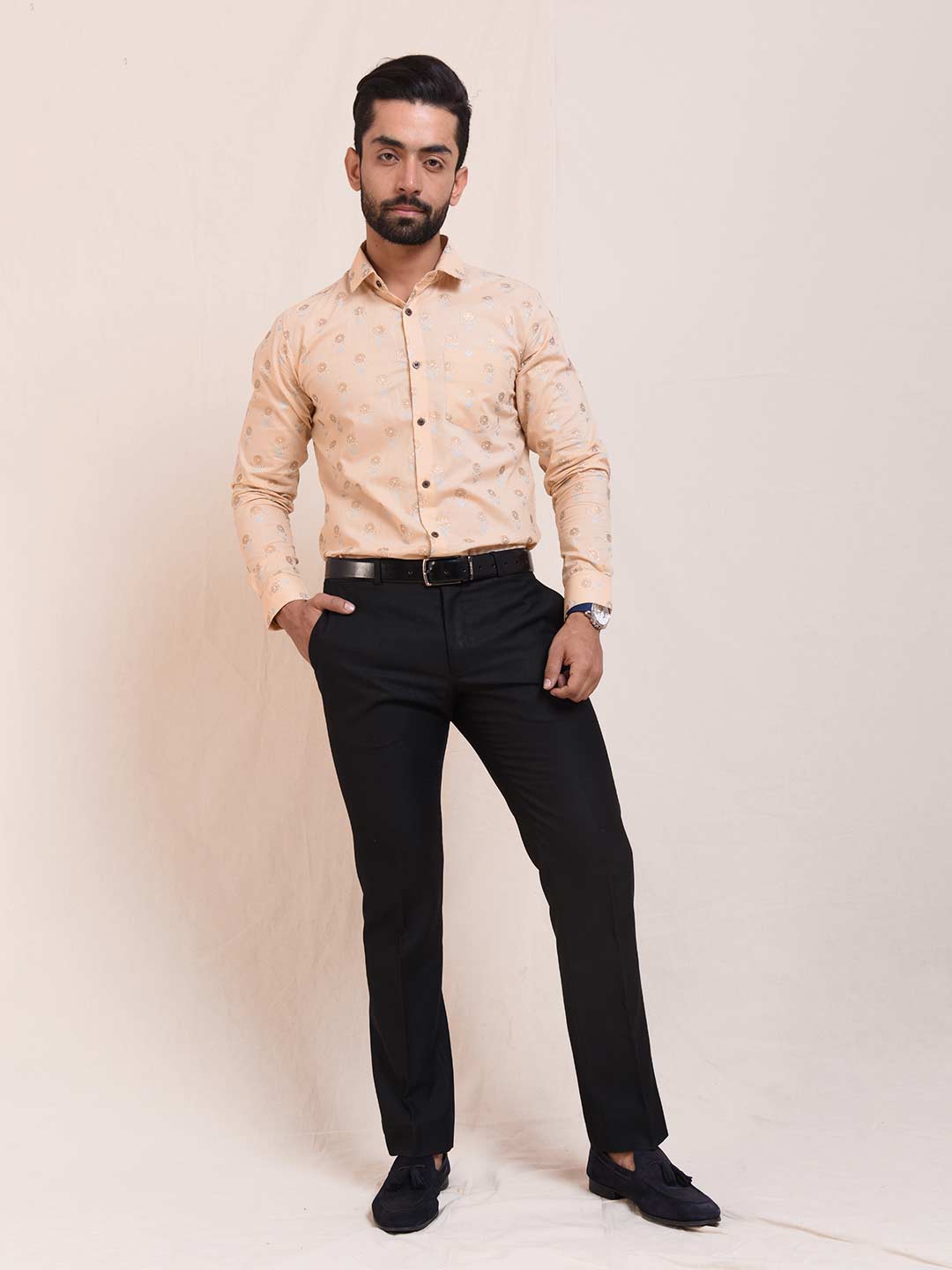 Just Peach Floral Print Slim Fit Men Shirt