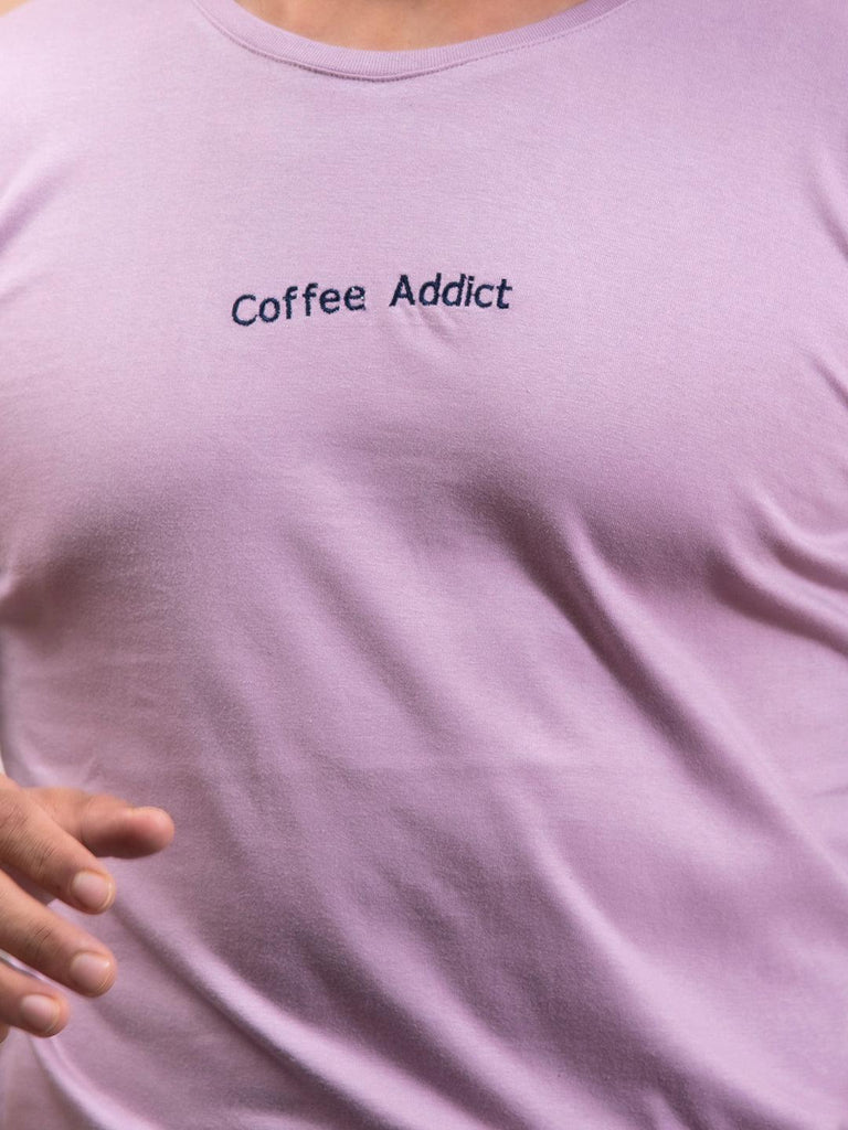 Lilac Coffee Addict Men's T-shirt - Tistabene