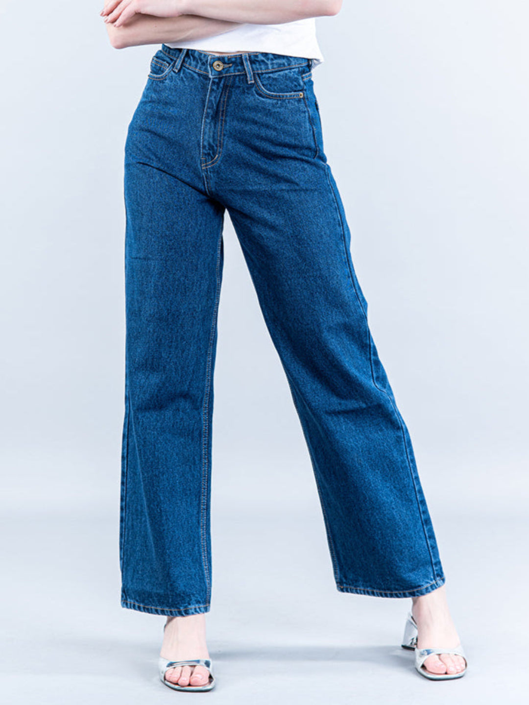 straight leg jeans