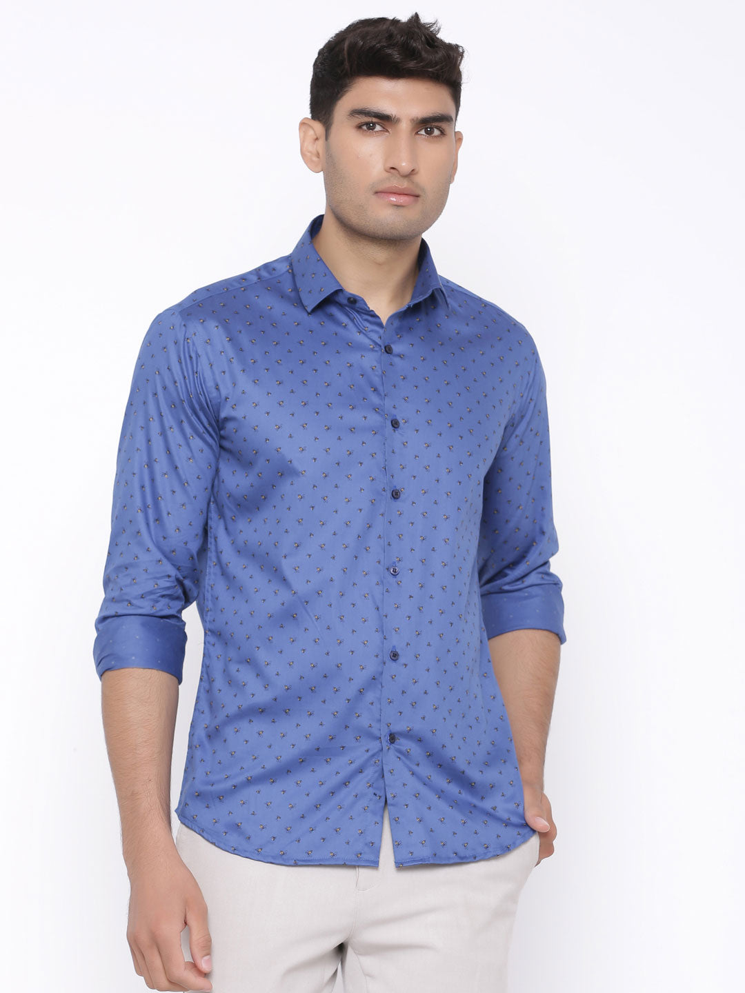 printed blue shirt